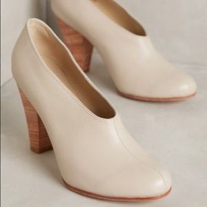 Anthropologie Fortress of Inca Bootie Mule Sz 7